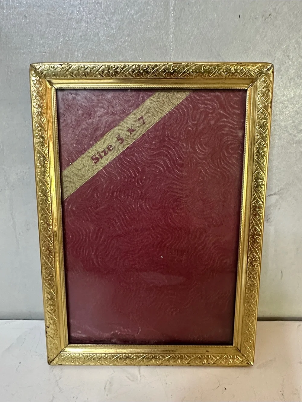 Vintage BRIGHT GOLD ORNATE Metal Picture Frame FITS 5X7